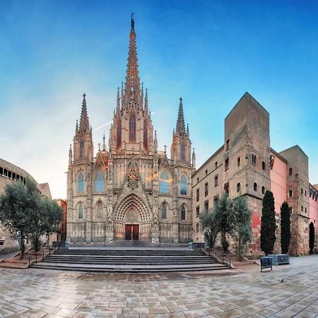 فيلا Casa Neus, Casa Cerca De Barcelona سان فيلايو دي يوبريغات المظهر الخارجي الصورة