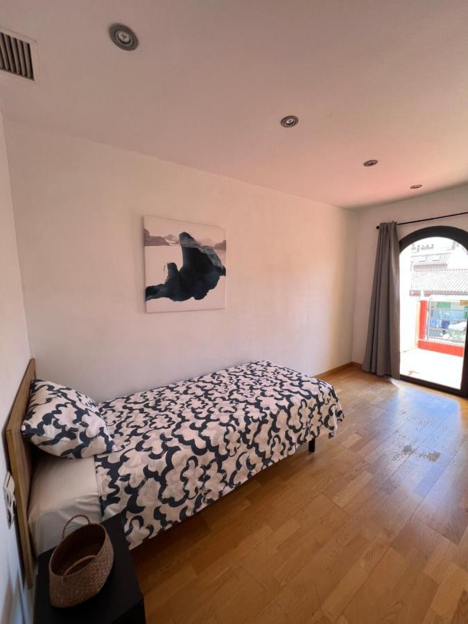 فيلا Casa Neus, Casa Cerca De Barcelona سان فيلايو دي يوبريغات المظهر الخارجي الصورة