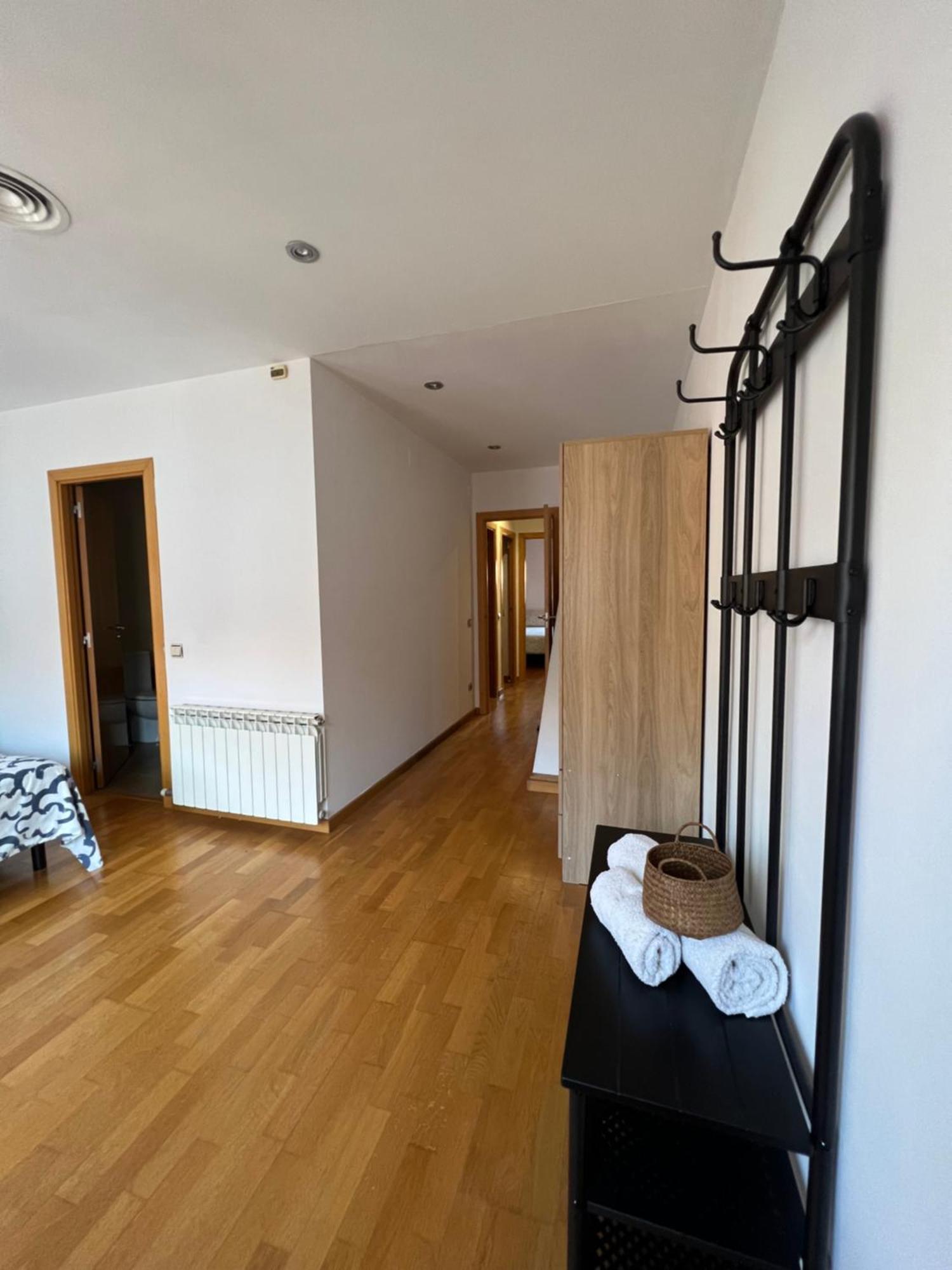 فيلا Casa Neus, Casa Cerca De Barcelona سان فيلايو دي يوبريغات المظهر الخارجي الصورة